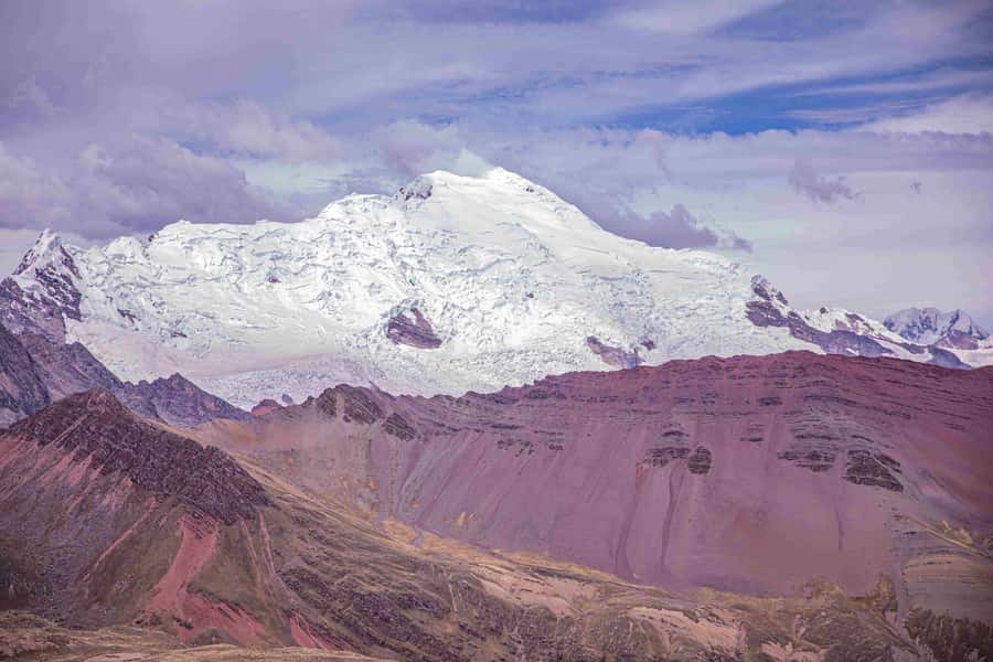 08am Departure Rainbow Mountain Tour: Late Morning Tour - The late-morning timing that makes Rainbow Mountain feel different