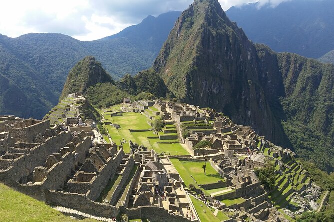 2-Day Sacred Valley & Machu Picchu by Train - Small Group Tour - Machu Picchu day: guided route plus time to breathe