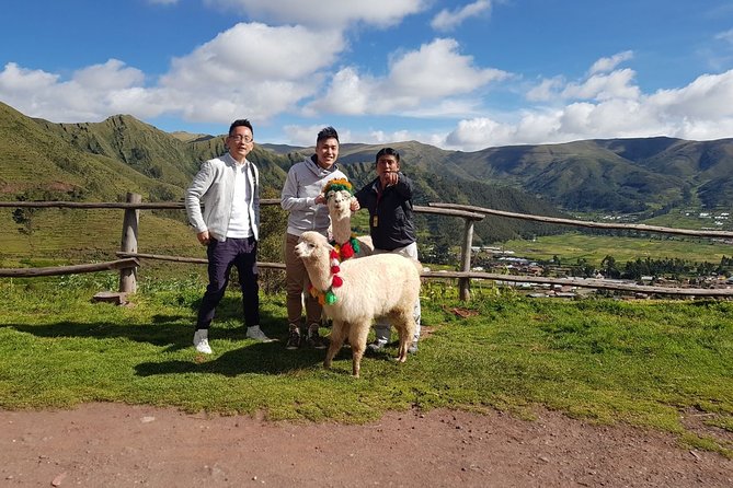 2-Day Sacred Valley & Machu Picchu Group Tour from Cusco - Day 1: Ollantaytambo as fortress, town, and living layout