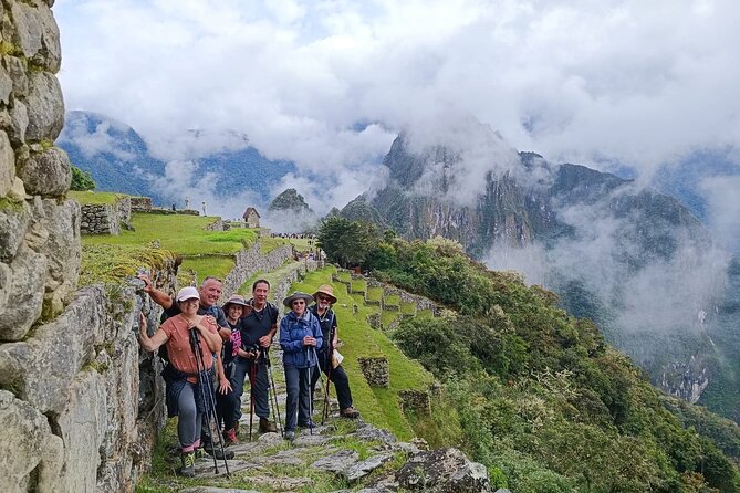 2 Day Tour Throughout the Short Inca Trail to Machu Picchu - Day 2 sunrise at Machu Picchu: guided tour plus free time