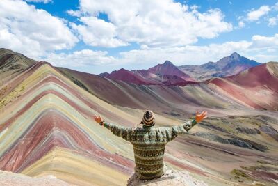 4 day - Bucketlist Cusco: Rainbow Mtn, Machu Picchu, Sacred Valley, Humantay - Sacred Valley day: Moray, Chinchero weaving, and salt-mines history