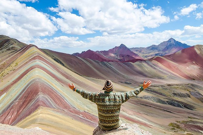 4 day - Bucketlist Cusco: Rainbow Mtn, Machu Picchu, Sacred Valley, Humantay - Sacred Valley day: Moray, Chinchero weaving, and salt-mines history