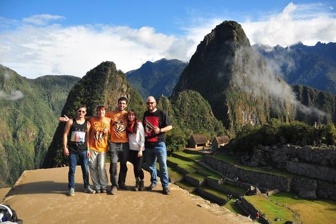 4-Day Lares Trek to Machu Picchu from Cusco - Machu Picchu at first light: guided 2-hour walk plus free time