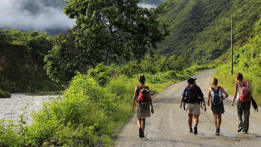 4 days/3 nights: Inka Jungle Trek to Machu Picchu - Day 3: Zip Line Optional, Hidroeléctrica Lunch, and the Train-Track Walk to Aguas Calientes