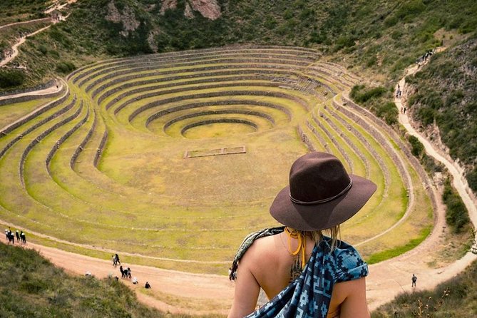 4D Bundle Cusco: Sacred Valley / Machu Picchu / Rainbow Mountain / Humantay Lake - Machu Picchu sunrise: bus timing, a private 2-hour guide, and return by train