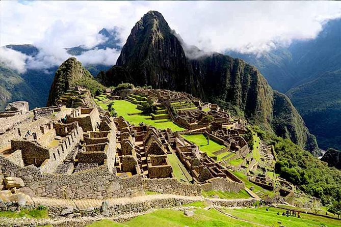 5-Day: Salkantay Trek to Machupicchu and Humantay Lake - Day 4: Zip line thrill or railway walk to Aguas Calientes