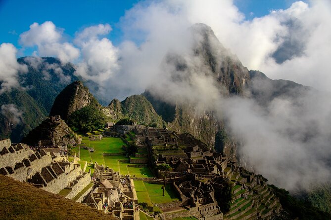 6-Day Tour of Cusco Magico-Machu Picchu-Rainbow Mountain - Humantay Lake at Sunrise: The 1h40 Walk and the Horse Backup