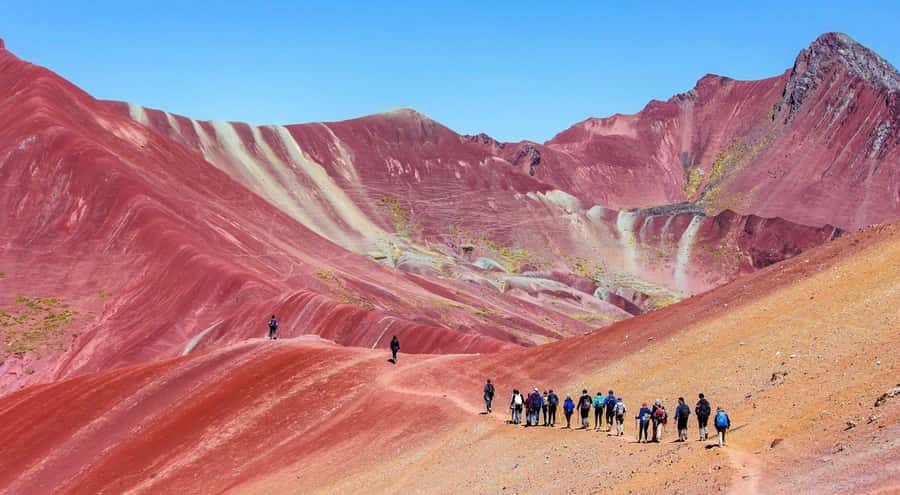 7 Colors Mountain Tour + Red Valley - Why Vinicunca and the Red Valley belong together