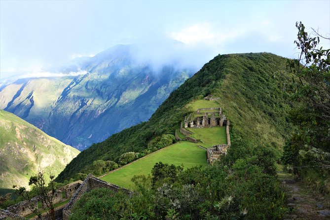 Choquequirao Trek 4 days and 3 nights - Day 4: Capuliyoc lunch, Saywite exploration, and back to Cusco life