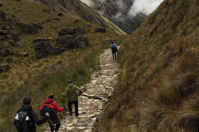 Classic Inca Trail 4 days to Machu Picchu - Pack Like a Pro: Weather Gear and Sleep Setup