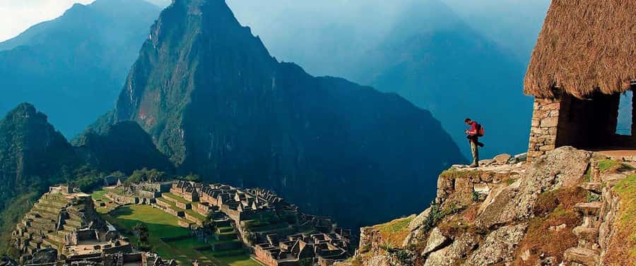Cusco: 4-Day Inca Trail to Machu Picchu with Accommodation - Day 1: Abra Málaga pass, 50 km descent, and a forest eco-house night