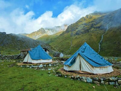Cusco: 4-Day Salkantay Trek to Machu Picchu, Panoramic Train - Day 1: Cusco pickup, Humantay Lake, and SalkaGlamp Basecamp