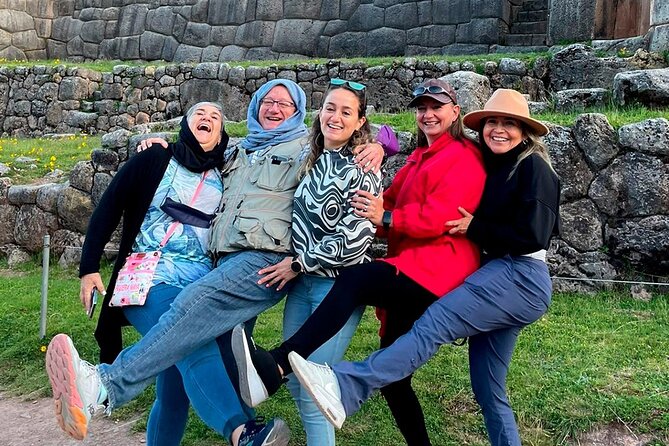 Cusco 7 days Tour in Machu Picchu, Humantay Lake and Vinicunca - Your small-group experience: pacing, punctuality, and real human help