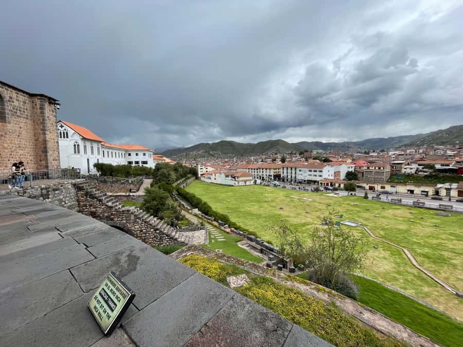 Cusco : City Tour of 4 Ruins and Sun Temple - Coricancha and the Sun Temple: Inca geometry under Spanish rule