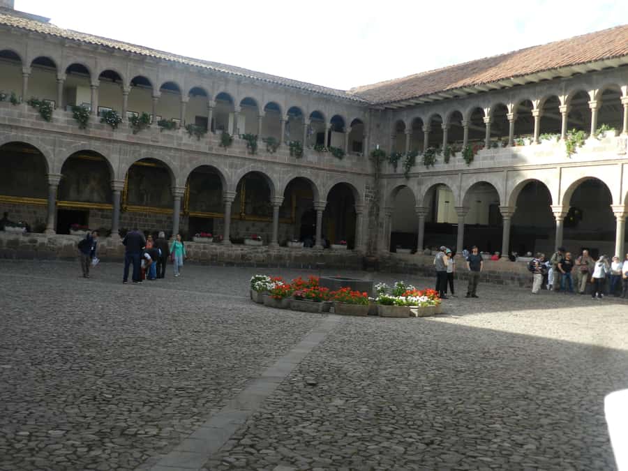 Cusco: Half-Day Historic City Tour - Qenqo: the labyrinth and star-focused ceremonies