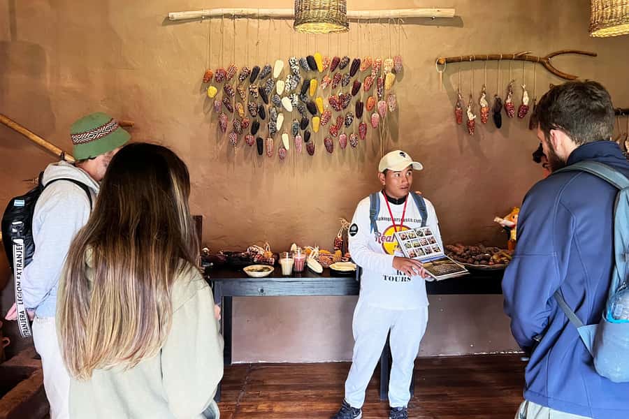 Cusco: Historic Walking Tour with Pisco Sour and Music Show - The balcony views, the 12 and 13 angled stones, and the Andean Trilogy