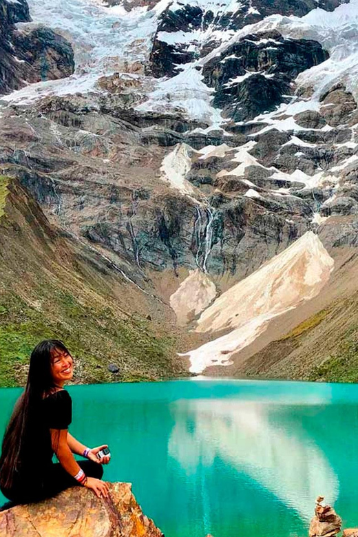Cusco | Humantay Lake 1-Day Tour with Breakfast and Lunch - Oxygen, walking sticks, and pacing: the small extras that matter
