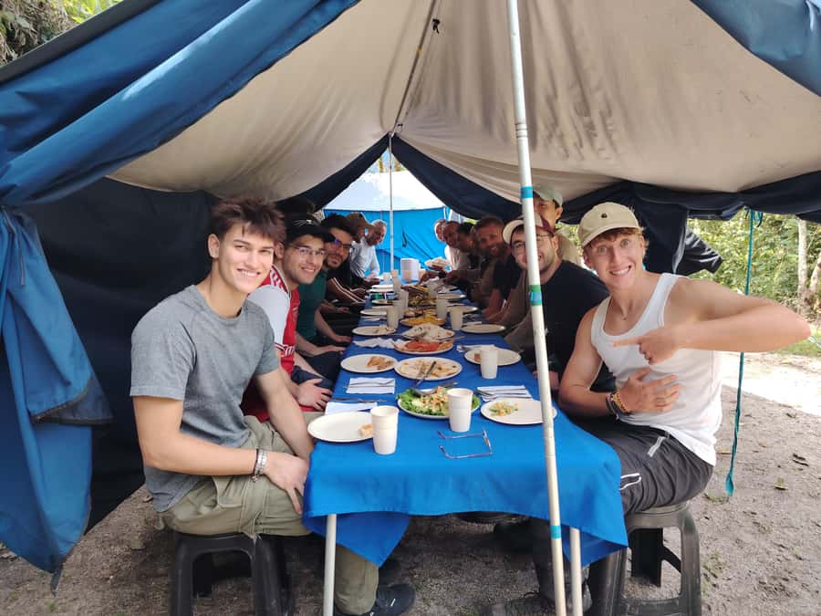 Cusco: Machu Picchu 2-Day Inca Trail with Panoramic Train - Picnic breakfast and lunch: why trail food is a big deal