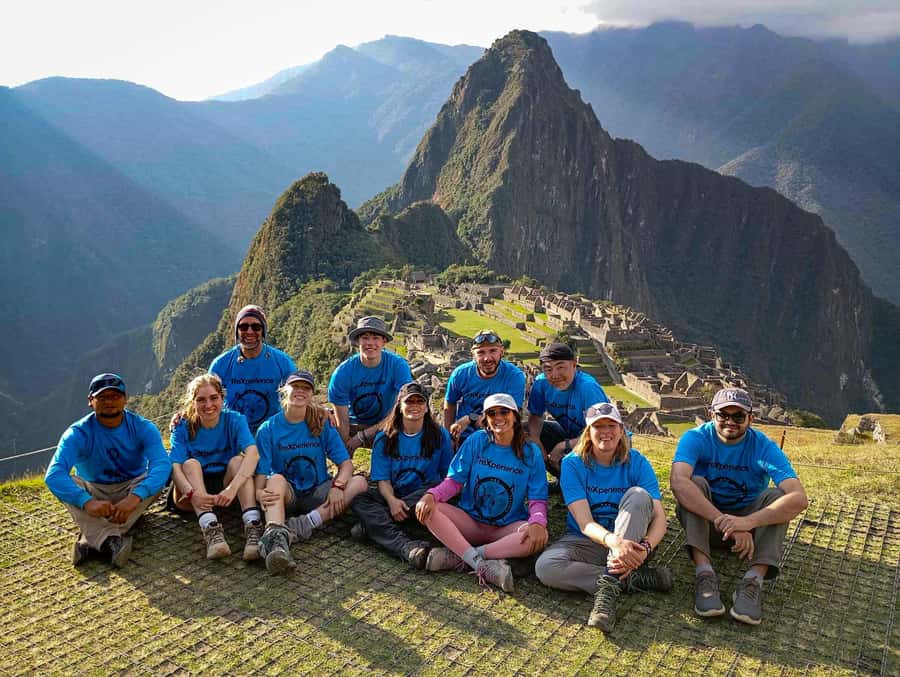 Cusco: Machu Picchu 2-Day Inca Trail with Panoramic Train - Vistadome panoramic train back to Ollantaytambo: the relaxed finale