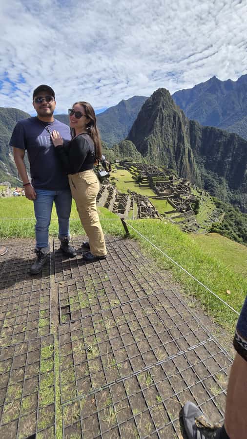 Cusco: Machu Picchu Day Trip with Train + Entrance ticket - Getting to the entrance: bus ride, rules, and what to expect at the gate