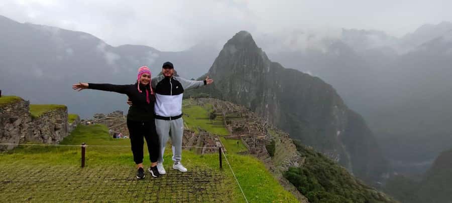 Cusco: Machu Picchu Day Trip with Train + Entrance ticket - Machu Picchu pacing: what you can and can’t do