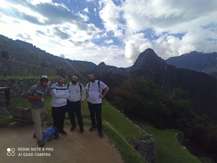 Cusco: Machu Picchu Day Trip with Train + Entrance ticket - Aguas Calientes free time: use it for food, views, and breathing room
