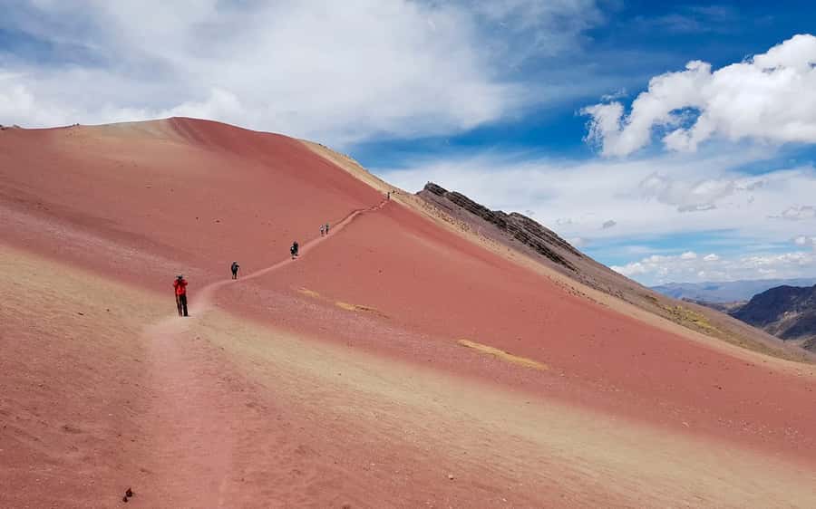 Cusco: Mountain of 7 colors Vinicunca and the Red Valley (optional) - Safety at altitude: oxygen mask, first aid, and smart pacing