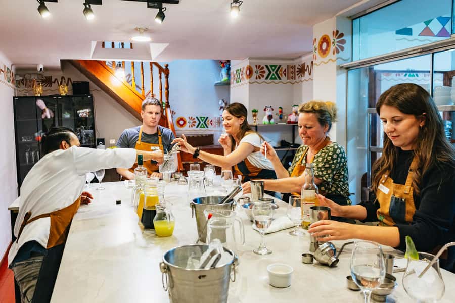 Cusco: Peruvian Cooking Class, Cocktails & Local Market Tour - Dietary options: how the class handles vegetarian, vegan, and gluten-free needs