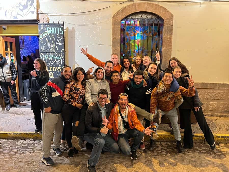 Cusco: Pub Crawl with Skip-the-Line Access and Drinks - Walking vs. taxis: the Cusco hill reality check