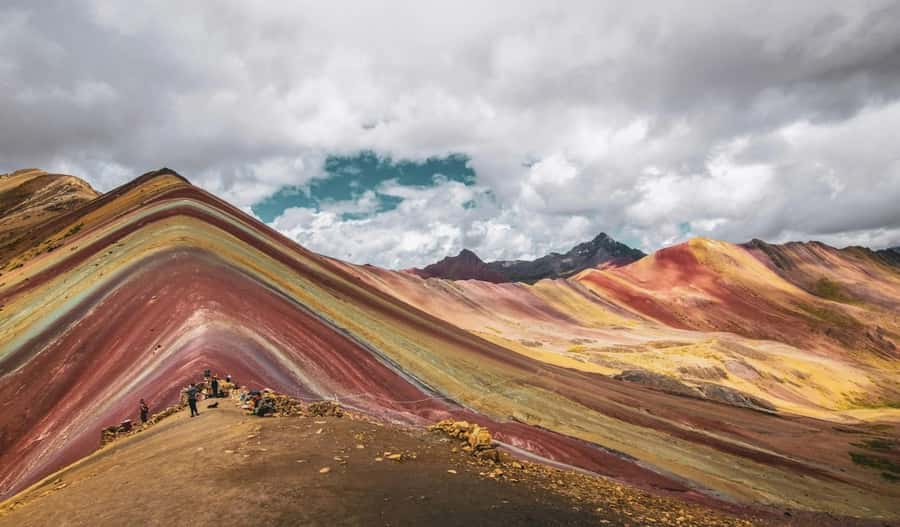 Cusco : Rainbow Mountain and Red Valley Tour - Quiquijana breakfast, then the route via Chillihuani
