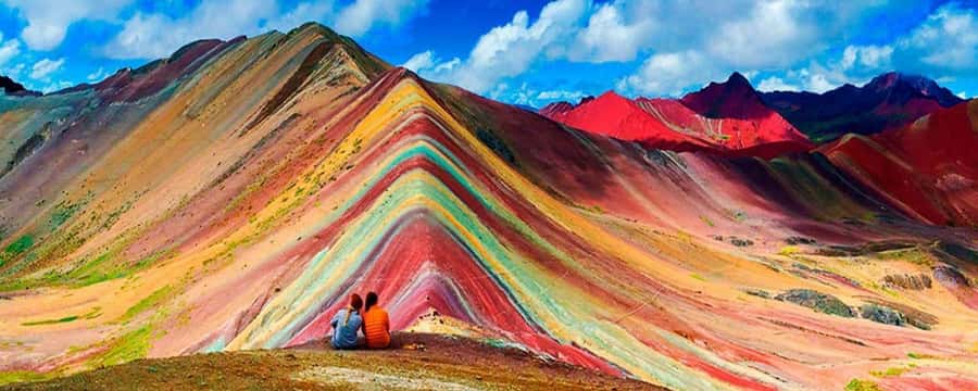 Cusco: Rainbow Mountain and viewpoint red valley ( optional) - The ~2-hour hike: what’s fixed, what you can control