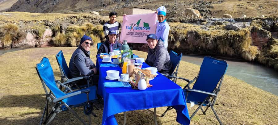 Cusco: Rainbow Mountain & Red Valley Tour with Picnic meals - Red Valley in About 30 Minutes: Why This Second Stop Feels Worth It