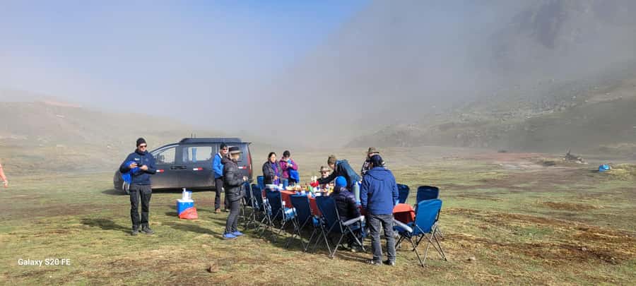 Cusco: Rainbow Mountain & Red Valley Tour with Picnic meals - What to Pack and How to Survive the Cold Summit