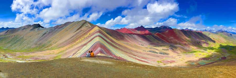 Cusco: Rainbow Mountain Tour with Meals & Red Valley Option - Getting Your Rainbow Mountain Moment: 30–45 Minutes of Color