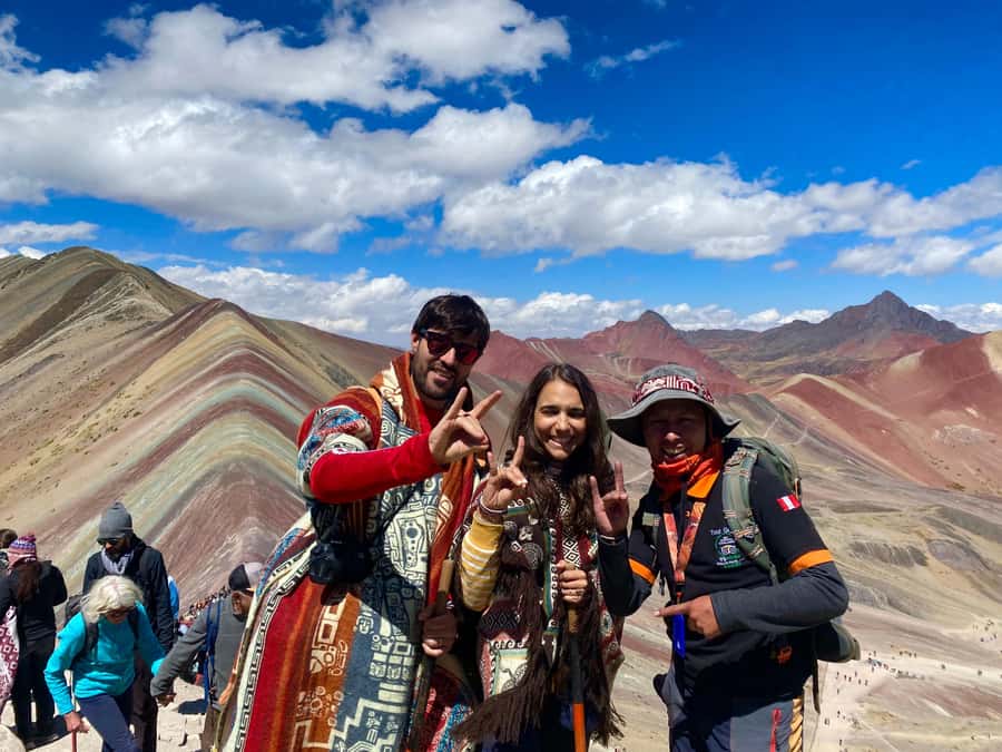 Cusco: Rainbow Mountain Tour with Meals & Red Valley Option - The Pre-Dawn Pickup and Cusipata Breakfast Stop
