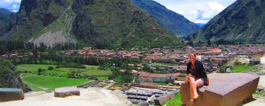 Cusco: Sacred Valley and Salt Mines Ending in Ollantaytambo - Chinchero at 3,772 meters: church art, market chatter, and textiles you can’t fake