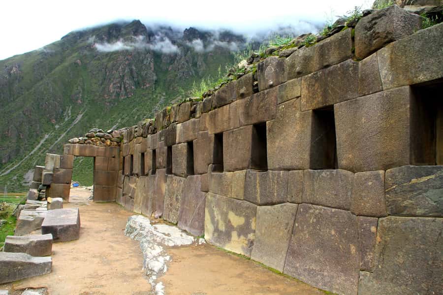 Cusco: Sacred Valley of the Incas Tour - Ollantaytambo Fortress: The Inca Built It to Last and to Mean Something