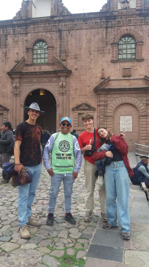 Cusco: Walking Tour with a Local Guide - Meeting point: finding your guide near Plaza de Armas