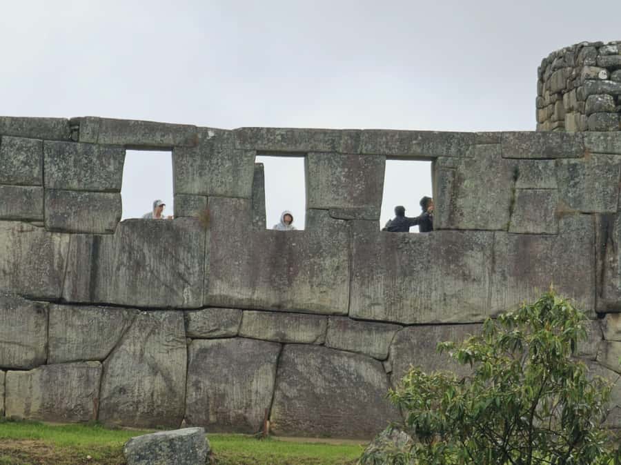 Excursion from Cusco to Machu Picchu + Entrance Tickets Incl - Panoramic Train Comfort: Ollantaytambo to Aguas Calientes