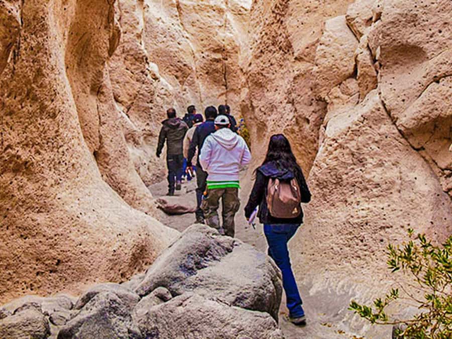 Excursion + Sillar and Culebrillas Route in Arequipa - Añashuayco Quarry: sillar production, mega carving, and hands-on stonework