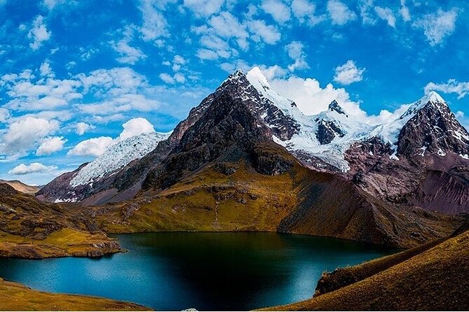 Excursion to Ausangate & 7 lakes with Coca Ceremony |Private| - Ausangate and the Seven Lagoons: why this day feels different