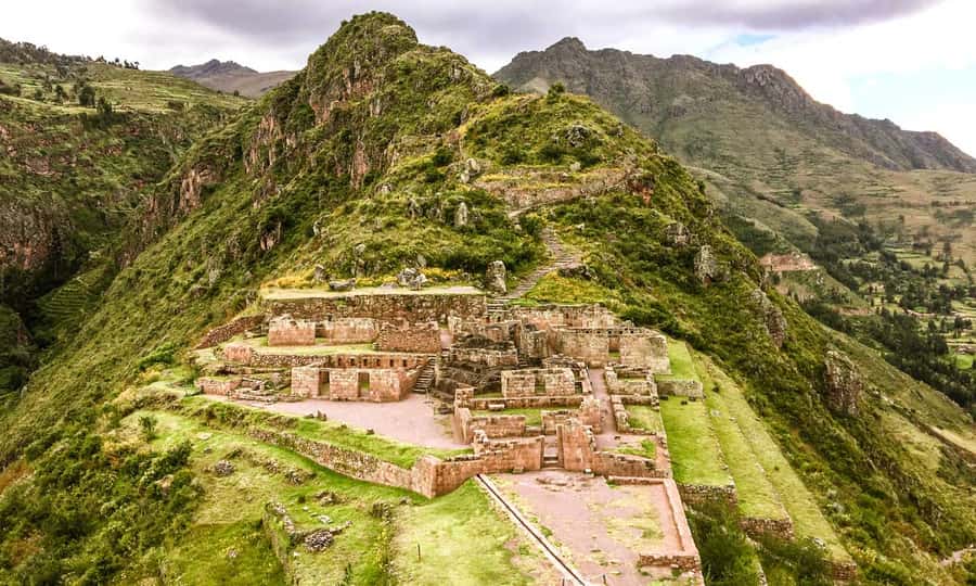 Excursion to sacred valley from Cusco with buffet lunch - Urubamba buffet lunch: fueling the second half of the day