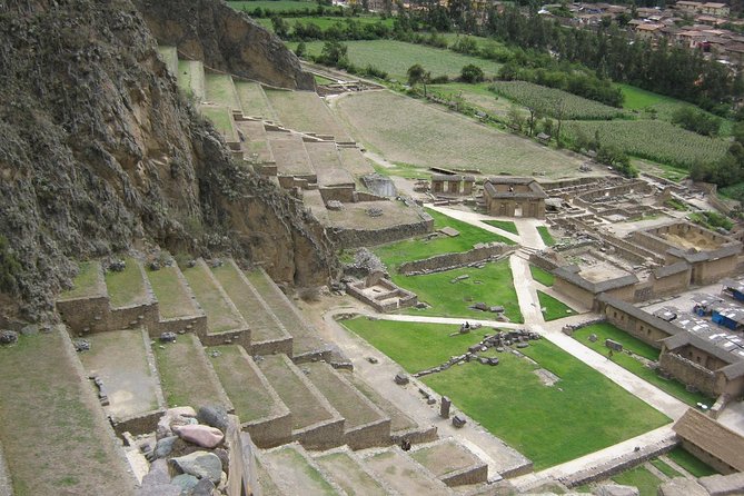 Excursion to Sacred Valley Full Day & Buffet Lunch |Group Tour| - Puente Pisac Buffet Lunch: The Midday Reset You’ll Actually Appreciate