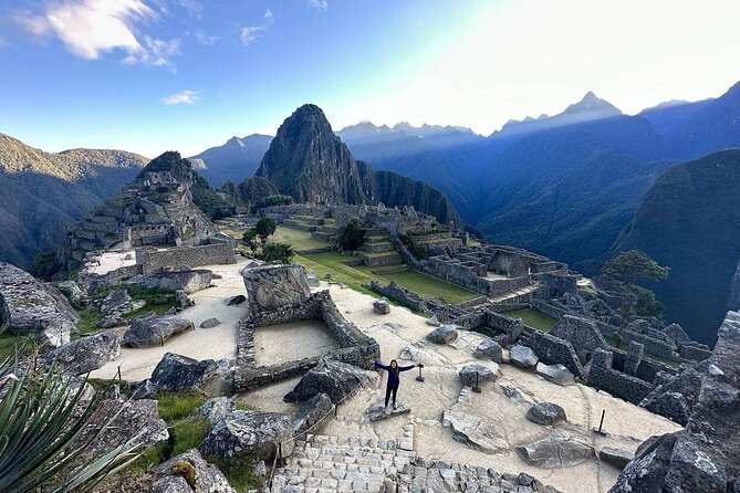 Excursion to the Sacred Valley and Machu Picchu by Panoramic Train - Ollantaytambo and the transition to the train