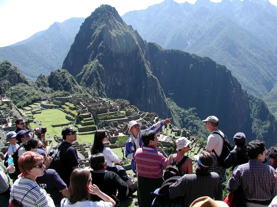 Flexible duration private tour to Machu Picchu - Entering Machu Picchu from Belmond Sanctuary Lodge