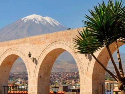From Arequipa: Mirabus City Tour | Yanahuara Viewpoint | - Mirador de Carmen Alto: first big views, first reality check