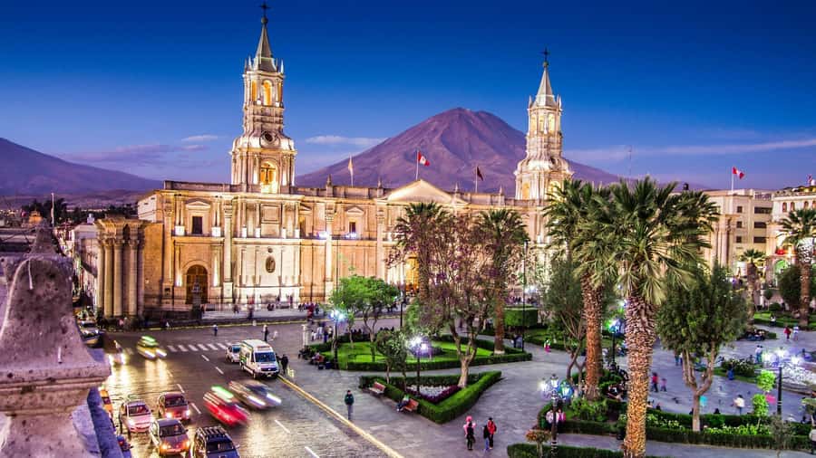 From Arequipa: Mirabus City Tour | Yanahuara Viewpoint | - Price and what you’re really paying for