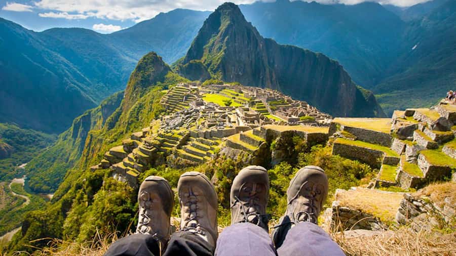 From Cusco: 1-day Machu Picchu Tour by Train - Aguas Calientes: quick reset, lunch options, and optional hot springs