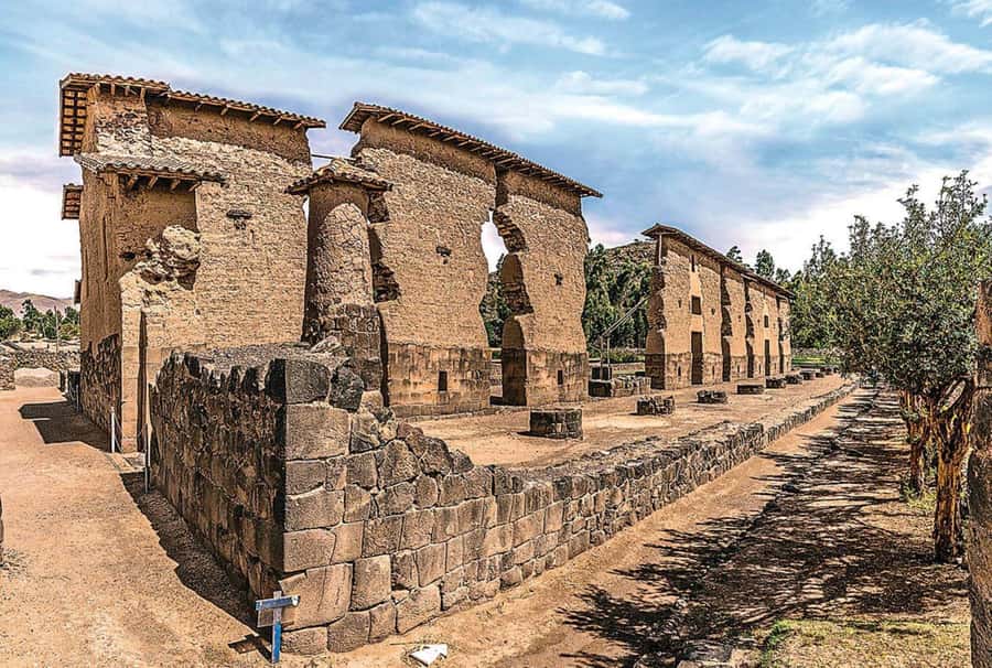 From Cusco: 2-Day Lake Titicaca Tour - Cusco to Puno by Bus Stops: Andahuaylillas, Raqchi, and the Road to Sicuani