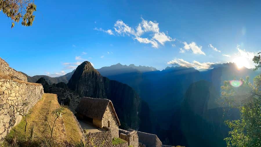 From Cusco: 2-Day Trip to the Sacred Valley and Machu Picchu - Train to Aguas Calientes: choose the ride, then manage your seat